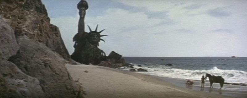 Illustration for article titled Movies That Smash the Statue of Liberty
